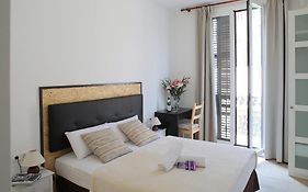 Hostal Balkonis